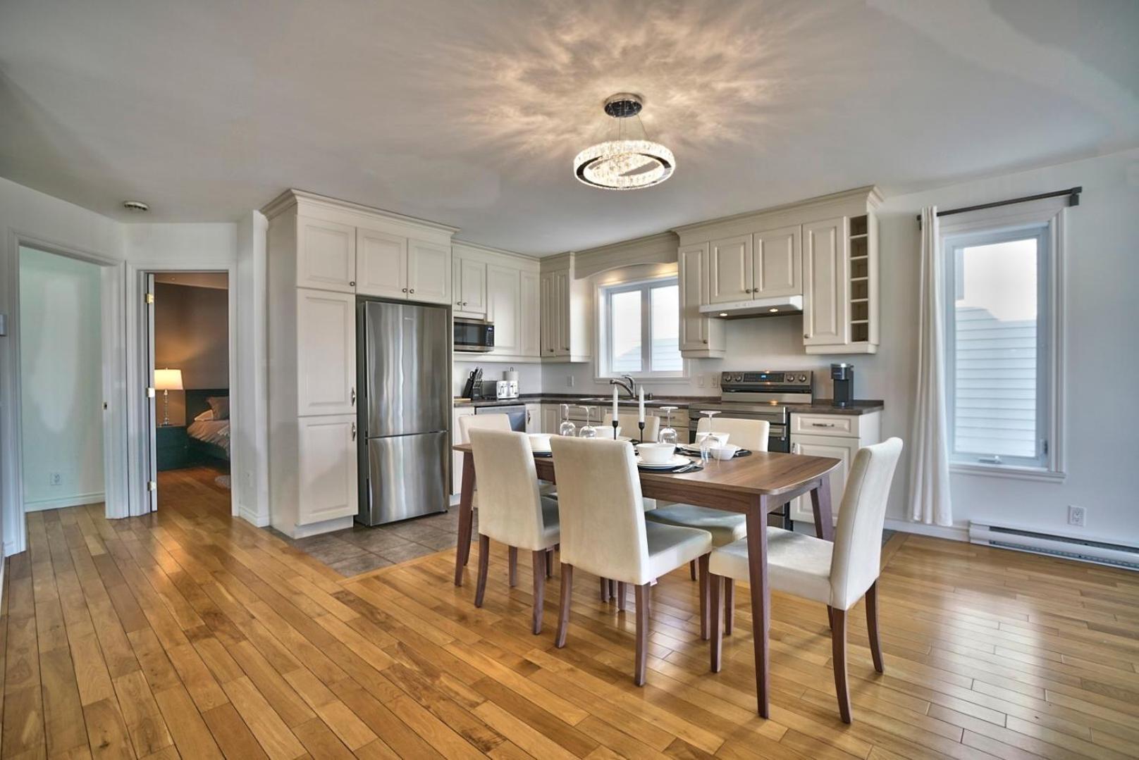 Dynamite 2-Bedroom House, Garage, Sleeps 6 Sherbrooke Eksteriør bilde